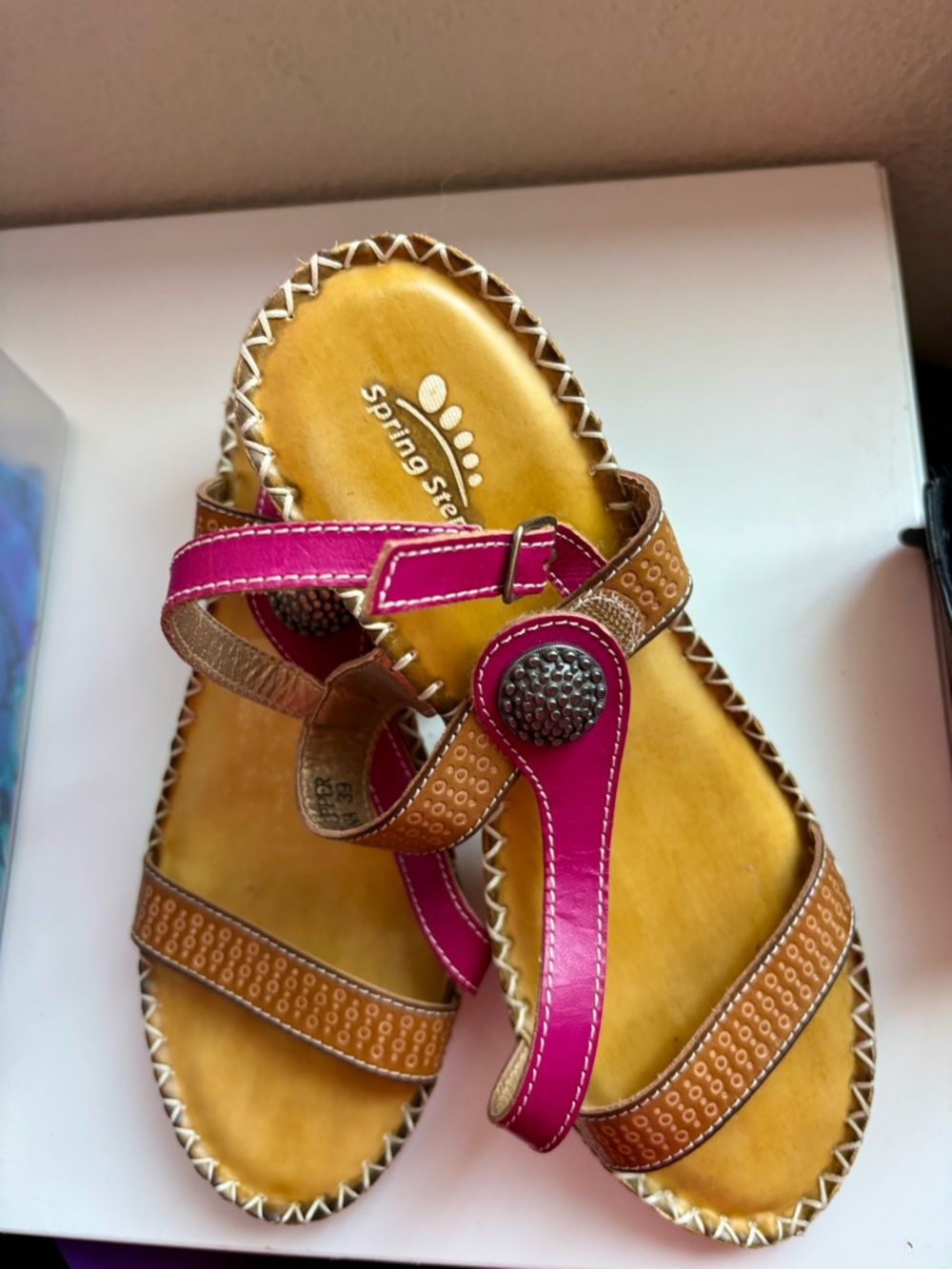 Spring Step Pink and Brown Leather Strappy Sandals